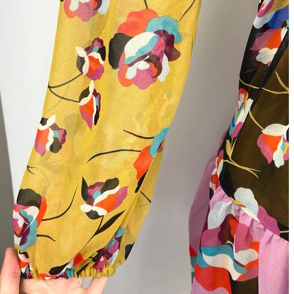 BCBGMAXAZRIA Multicolor Floral Colorblock Off the Shoulder Mini Dress Size M - Picture 5 of 7